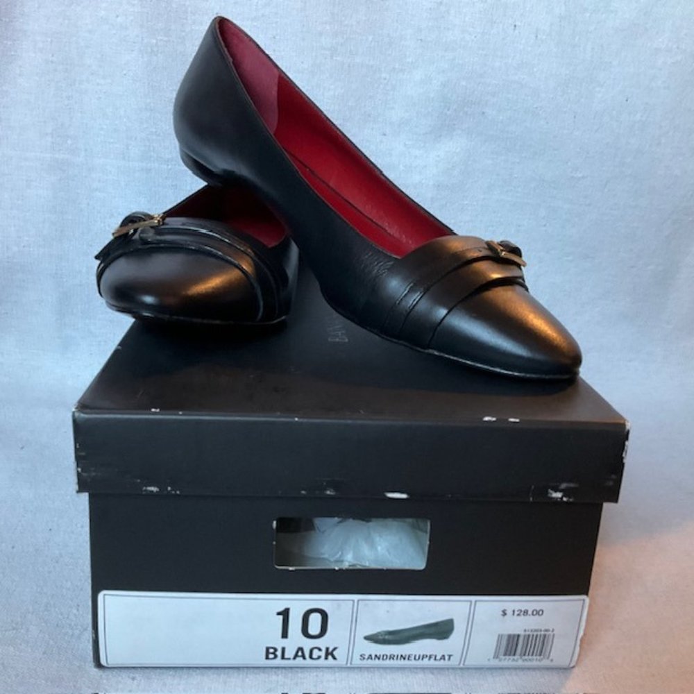 NWB Banana Republic Women's Sandrine Upflat Pointed-Toe Flats, Black, Sz 10